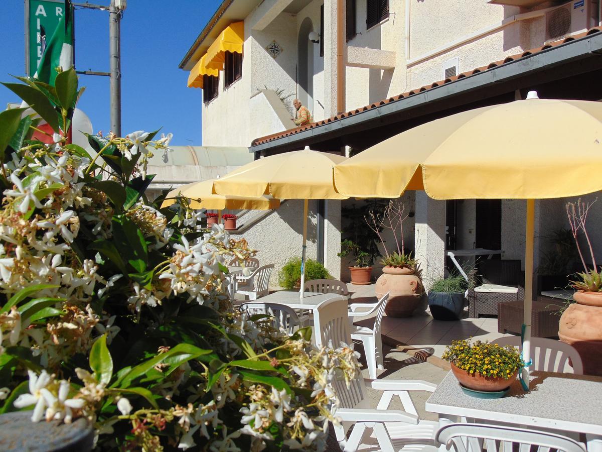 Hotel B&B Rispescia Grosseto Buitenkant foto