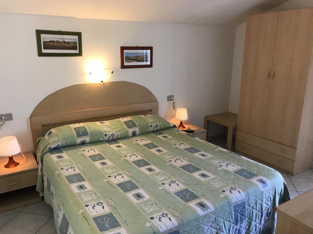Hotel B&B Rispescia Grosseto Buitenkant foto