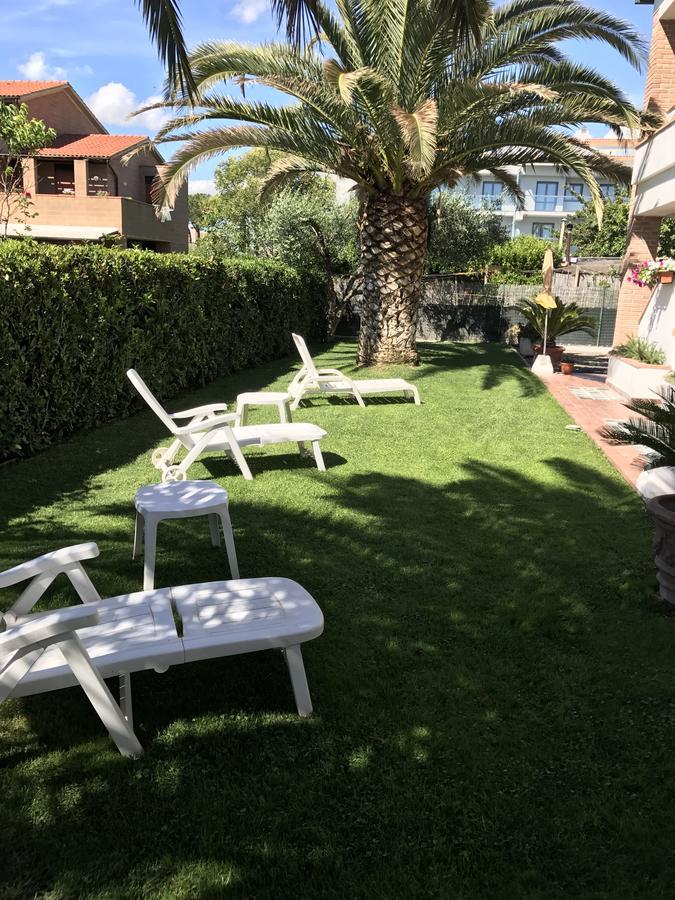 Hotel B&B Rispescia Grosseto Buitenkant foto