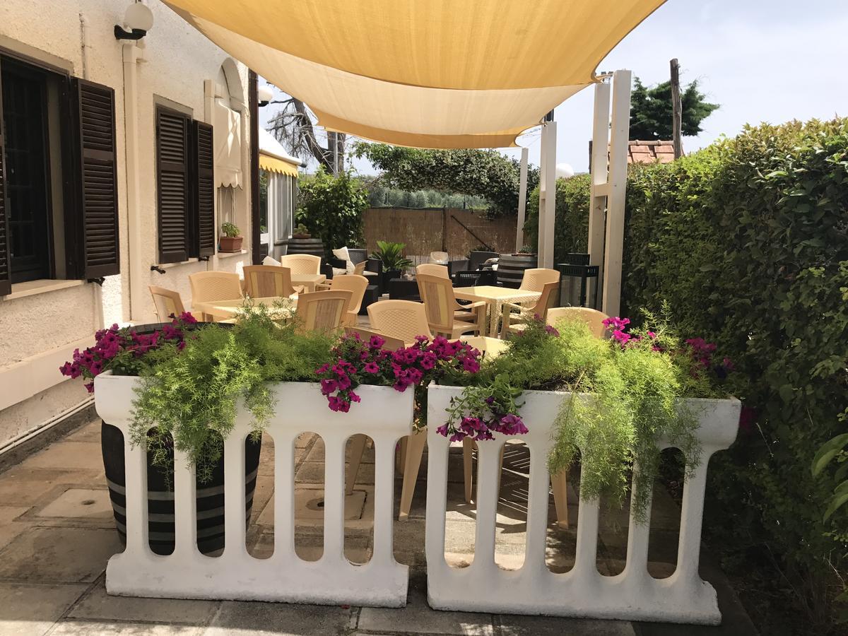 Hotel B&B Rispescia Grosseto Buitenkant foto